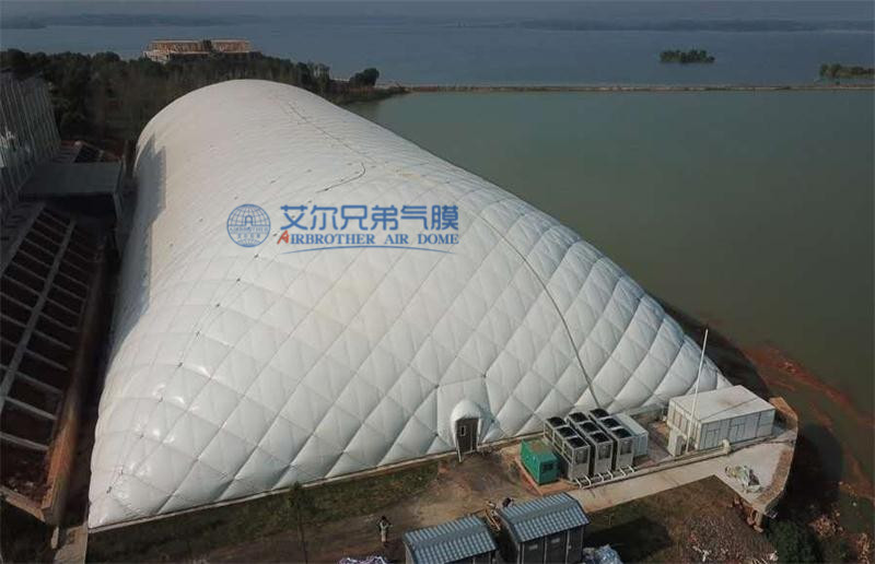 發(fā)展迅速、應用廣泛的氣膜建筑