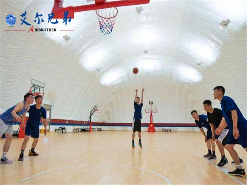 氣膜建筑：夏季運動“必備單品”，室內(nèi)運動館