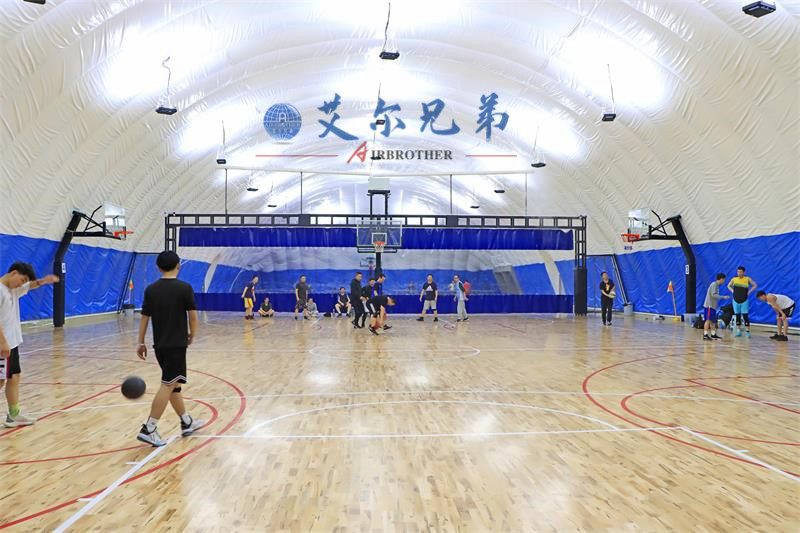 氣膜建筑作為體育場館來使用安全、防風、防雪