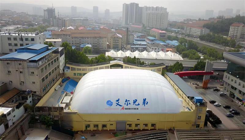 氣膜結構建筑整體美觀大方，后期使用效果好